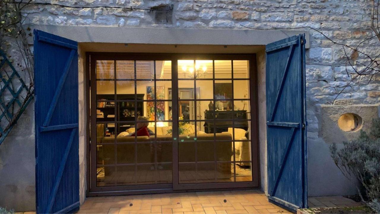 La Maison Bleue Varzy Экстерьер фото